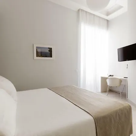 Dioniso'S Luxury Apartments Municipio-2