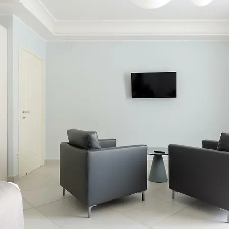 Dioniso'S Luxury Apartments Municipio-3